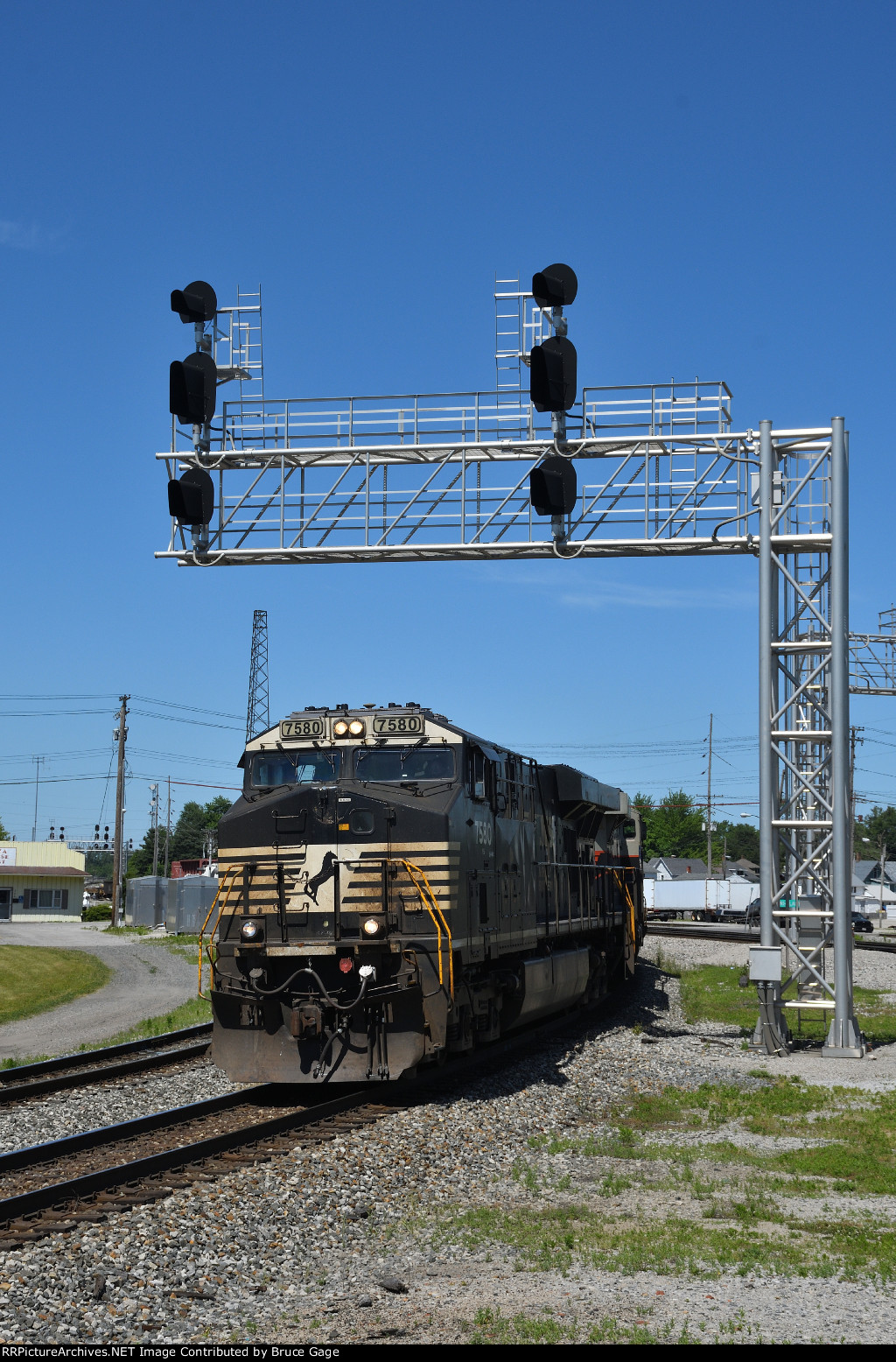 NS 7580